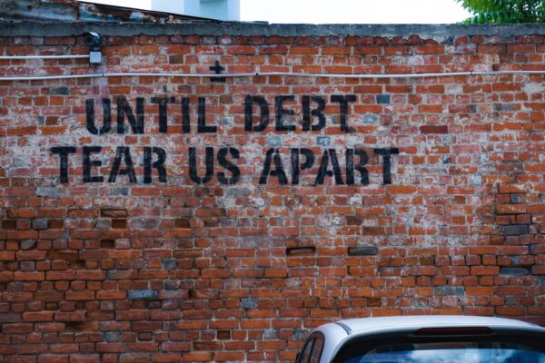Resetta a noi i nostri debiti