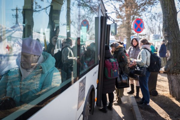 Ucraina, delegazione chiese mondiali in visita nelle zone del conflitto