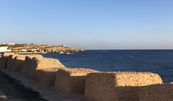 Il primo sguardo su Lampedusa