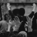 La piazza della violenza e la piazza delle idee: il dilemma liceale